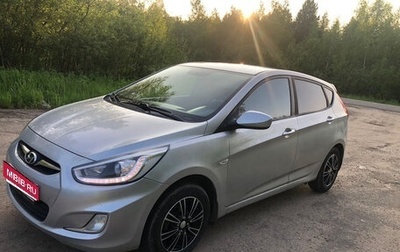 Hyundai Solaris II рестайлинг, 2013 год, 855 000 рублей, 1 фотография