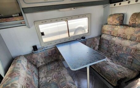 Mitsubishi Delica III, 1996 год, 2 700 000 рублей, 4 фотография