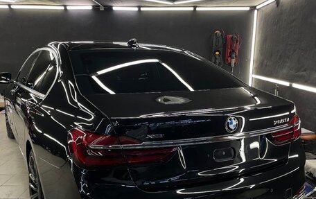 BMW 7 серия, 2015 год, 4 350 000 рублей, 2 фотография