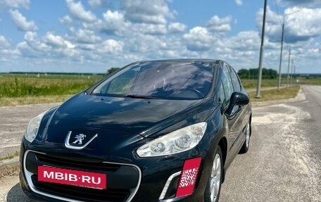 Peugeot 308 II, 2012 год, 690 000 рублей, 2 фотография