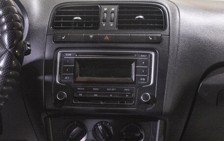 Volkswagen Polo VI (EU Market), 2013 год, 849 000 рублей, 13 фотография