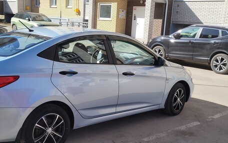 Hyundai Solaris II рестайлинг, 2013 год, 649 000 рублей, 6 фотография