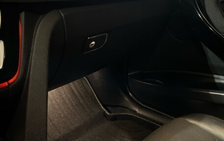 BMW 3 серия, 2018 год, 3 100 000 рублей, 16 фотография