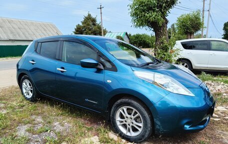Nissan Leaf I, 2017 год, 1 050 000 рублей, 4 фотография