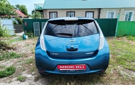 Nissan Leaf I, 2017 год, 1 050 000 рублей, 8 фотография
