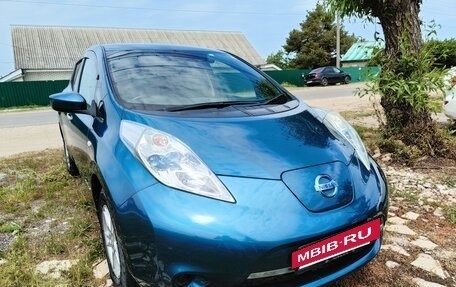 Nissan Leaf I, 2017 год, 1 050 000 рублей, 3 фотография