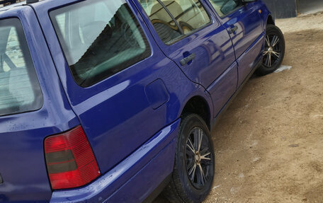 Volkswagen Golf III, 1998 год, 280 000 рублей, 6 фотография