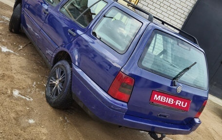 Volkswagen Golf III, 1998 год, 280 000 рублей, 2 фотография