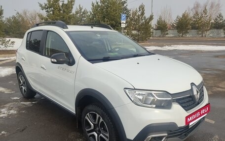 Renault Sandero II рестайлинг, 2019 год, 1 600 000 рублей, 10 фотография