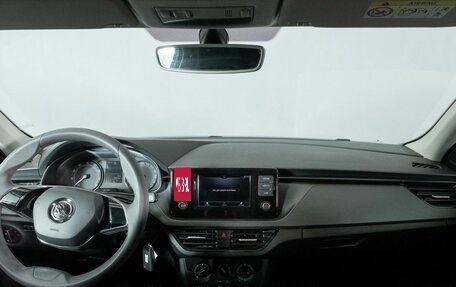 Skoda Rapid II, 2020 год, 1 450 000 рублей, 9 фотография