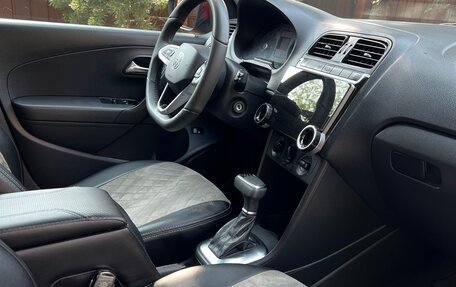Volkswagen Polo VI (EU Market), 2012 год, 800 000 рублей, 8 фотография