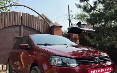 Volkswagen Polo VI (EU Market), 2012 год, 800 000 рублей, 3 фотография