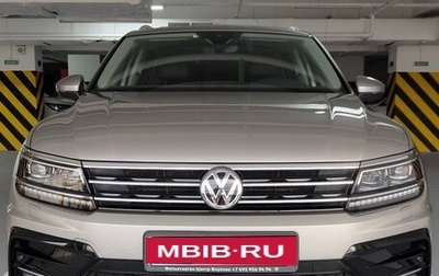 Volkswagen Tiguan II, 2019 год, 3 150 000 рублей, 1 фотография
