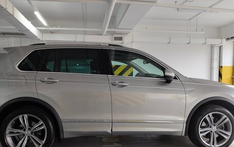 Volkswagen Tiguan II, 2019 год, 3 150 000 рублей, 6 фотография