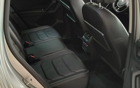 Volkswagen Tiguan II, 2019 год, 3 150 000 рублей, 12 фотография