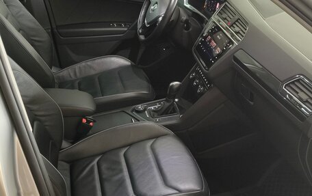 Volkswagen Tiguan II, 2019 год, 3 150 000 рублей, 11 фотография