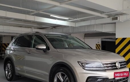 Volkswagen Tiguan II, 2019 год, 3 150 000 рублей, 8 фотография