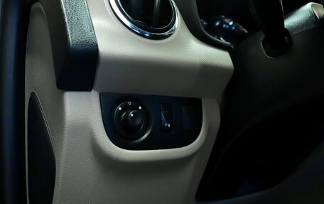 Renault Logan II, 2014 год, 720 000 рублей, 11 фотография
