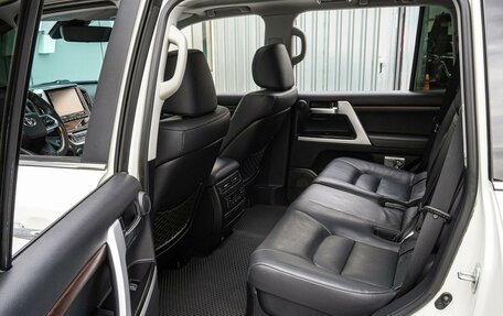 Toyota Land Cruiser 200, 2016 год, 5 230 000 рублей, 11 фотография