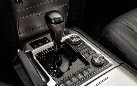 Toyota Land Cruiser 200, 2016 год, 5 230 000 рублей, 13 фотография