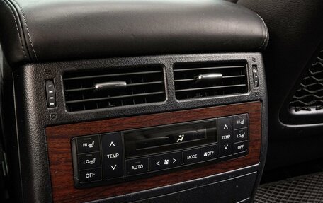 Toyota Land Cruiser 200, 2016 год, 5 230 000 рублей, 21 фотография