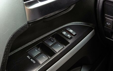 Toyota Land Cruiser 200, 2016 год, 5 230 000 рублей, 22 фотография