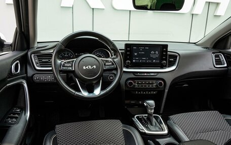 KIA cee'd III, 2022 год, 2 430 000 рублей, 6 фотография