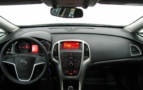 Opel Astra J, 2011 год, 614 800 рублей, 17 фотография