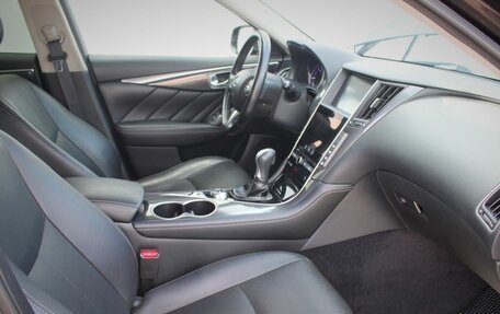Infiniti Q50 I рестайлинг, 2015 год, 1 399 000 рублей, 12 фотография
