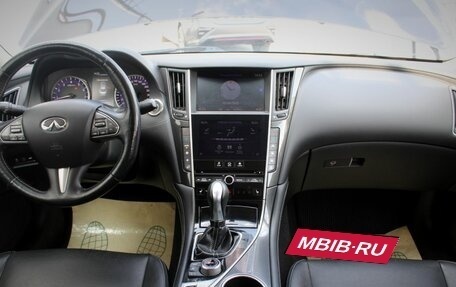 Infiniti Q50 I рестайлинг, 2015 год, 1 399 000 рублей, 16 фотография