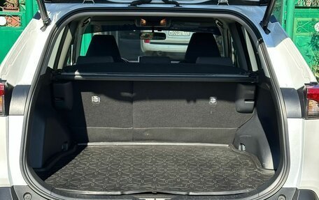 Toyota RAV4, 2019 год, 3 550 000 рублей, 5 фотография