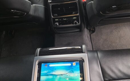 BMW 7 серия, 2015 год, 3 580 000 рублей, 8 фотография