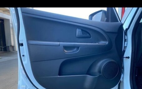 KIA Venga I, 2013 год, 1 050 000 рублей, 16 фотография