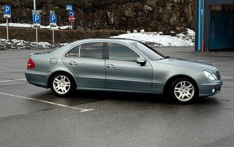 Mercedes-Benz E-Класс, 2004 год, 799 999 рублей, 2 фотография