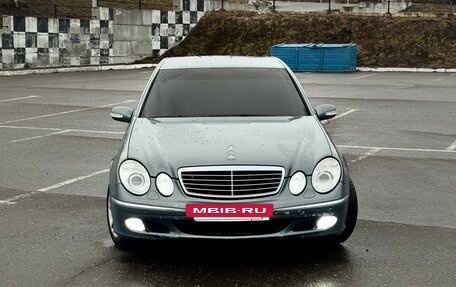 Mercedes-Benz E-Класс, 2004 год, 799 999 рублей, 8 фотография