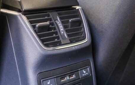 Skoda Octavia, 2018 год, 1 500 000 рублей, 10 фотография