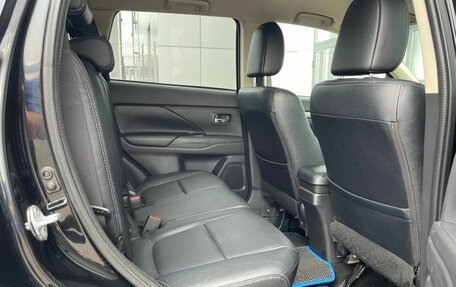 Mitsubishi Outlander III рестайлинг 3, 2013 год, 1 460 000 рублей, 14 фотография
