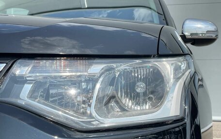 Mitsubishi Outlander III рестайлинг 3, 2013 год, 1 460 000 рублей, 20 фотография