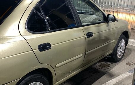 Nissan Sentra, 2000 год, 250 000 рублей, 3 фотография