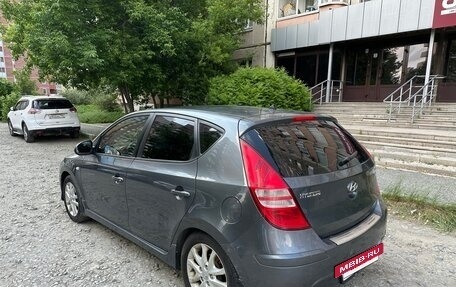 Hyundai i30 I, 2010 год, 670 000 рублей, 4 фотография