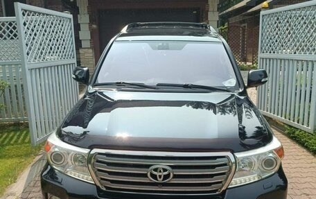 Toyota Land Cruiser 200, 2012 год, 4 100 000 рублей, 2 фотография