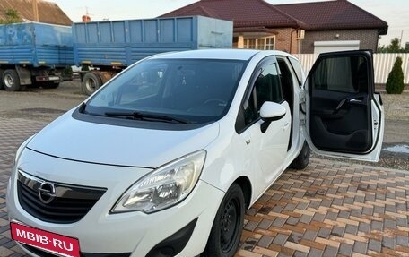 Opel Meriva, 2011 год, 620 000 рублей, 4 фотография