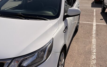 KIA Rio III рестайлинг, 2012 год, 700 000 рублей, 2 фотография