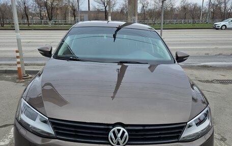 Volkswagen Jetta VI, 2011 год, 831 000 рублей, 1 фотография