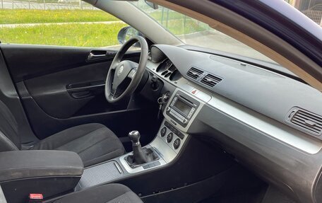 Volkswagen Passat B6, 2007 год, 470 000 рублей, 14 фотография