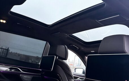 BMW 7 серия, 2017 год, 4 490 000 рублей, 12 фотография
