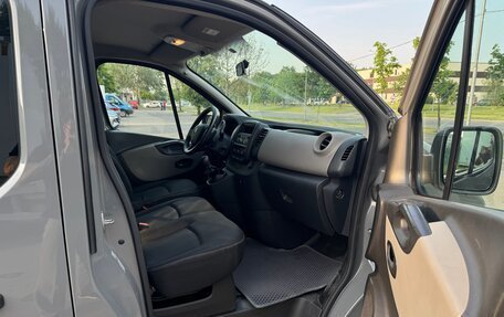 Renault Trafic, 2016 год, 1 650 000 рублей, 10 фотография