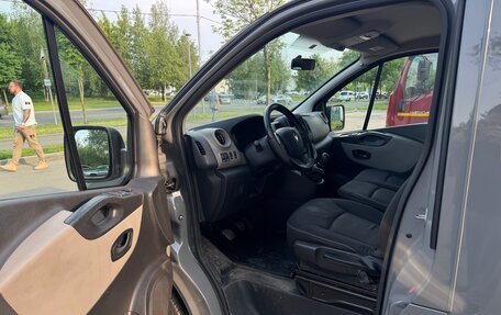 Renault Trafic, 2016 год, 1 650 000 рублей, 9 фотография