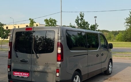 Renault Trafic, 2016 год, 1 650 000 рублей, 5 фотография