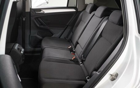 Volkswagen Tiguan II, 2017 год, 1 680 000 рублей, 9 фотография